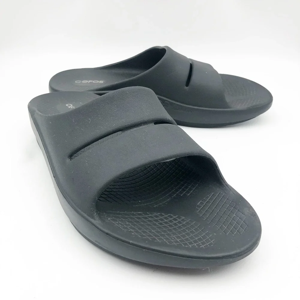 Oofos Sandals Mens 10 Womens 11 Ooahh Recovery Slides Black Comfort Flip Flops
